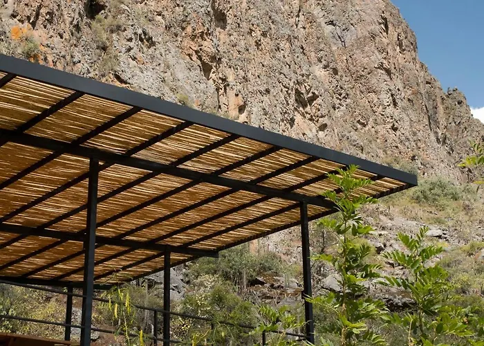 Hotel Earth Tones Tiny Homes & Ollantaytambo
