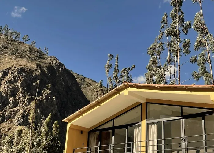 Earth Tones Tiny Homes & Hotel *