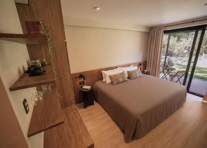 Earth Tones Tiny Homes & Ollantaytambo