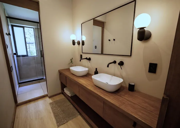 Earth Tones Tiny Homes &