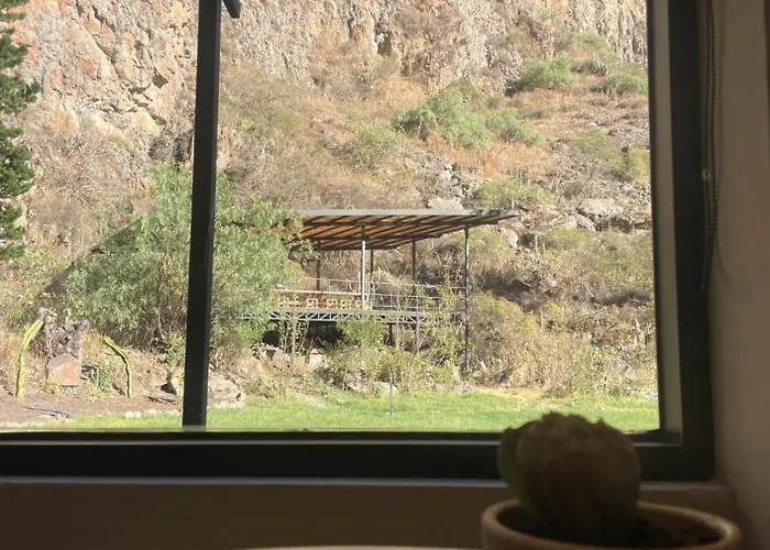 Earth Tones Tiny Homes &