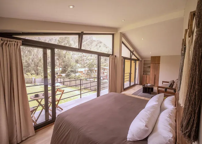 Hotel Earth Tones Tiny Homes & Ollantaytambo
